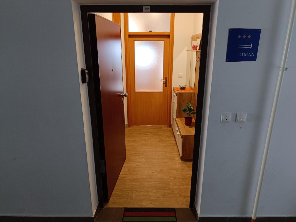 Apartman Ante Gospić Exterior foto